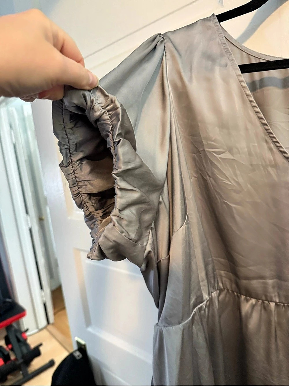 Torrid Gray Babydoll Blouse  Size 3 - Picture 4 of 6
